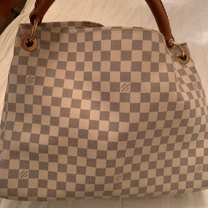 Louis Vuitton Bag